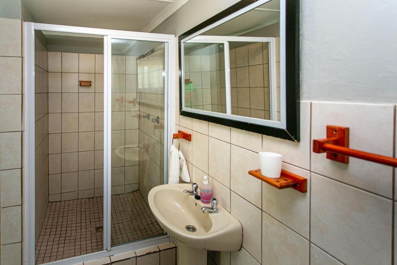 Langenhoven B&B Оудсхорн Экстерьер фото